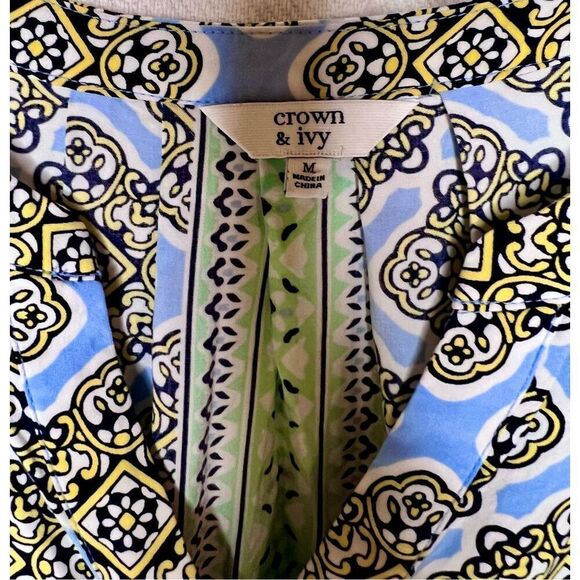 Crown & Ivy Women’s Blue White Trellis Summer Tank Sleeveless Blouse Size Medium - Picture 3 of 6